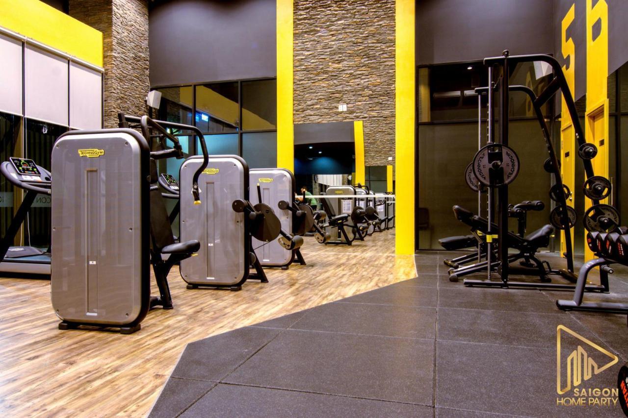 Icon 56 - Free Rooftop Pool Gym 6 Near Ben Thanh Market Хошимин Экстерьер фото